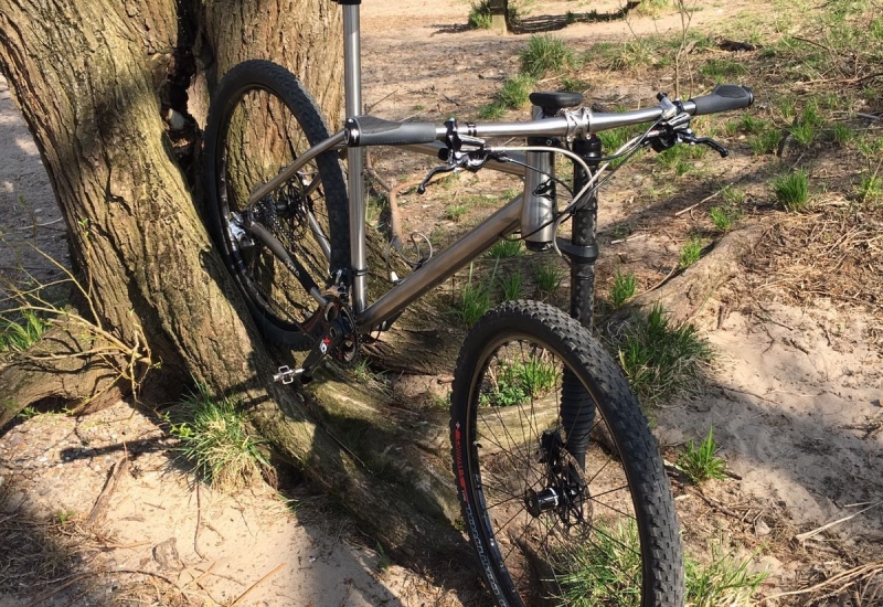 Lefty-bike-4