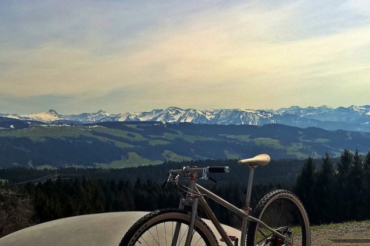 MTB009