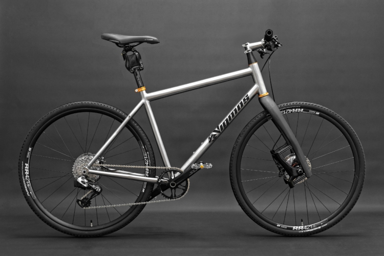 Laud Gravel bike AXS eagle bike titan